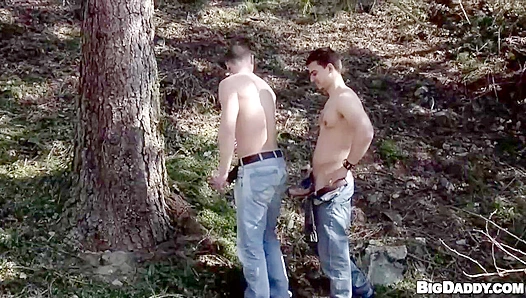 Roza Diego Fuels Passion with Steamy Public Hookups – Amateurs Gone Wild