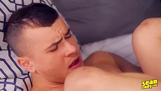 Brock Ayden Goes Wild — Hard Body Thrusting Bareback SeanCodyX