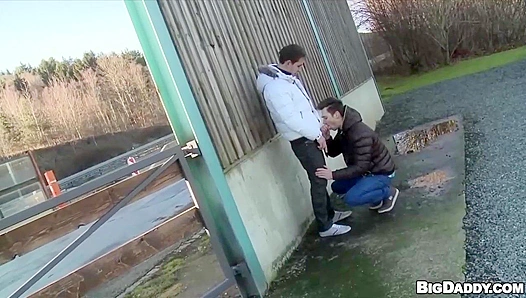 Thick Ass Guy Fucks Hard Outdoors — Caught Taking Deep Creampies In Public 18+