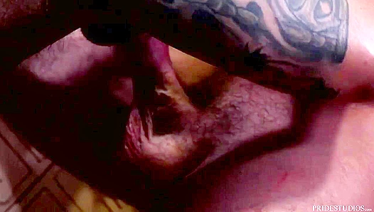 Jack Dyer JD Travis Get Wild in Steamy Locker Room Ride – Hot Older Gays