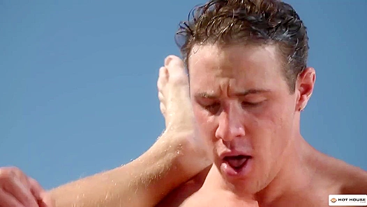 Dean Kyles Wild Outdoor Bareback Adventure – Hot Gay Porn Xtreme