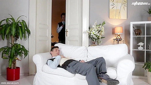 Bo Randall Takes Control: Raw Power Bottom Action with Matt Boner – Gay XXX