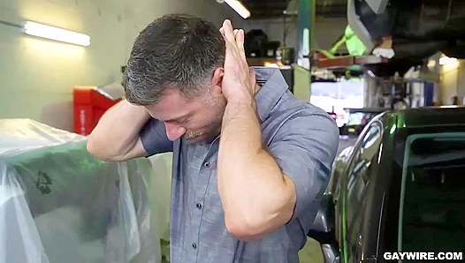 Tristan Jaxx Plows Hot Mechanic Aspen Deep — Raw Finish Takes Him Higher
