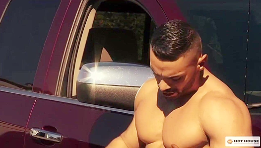 Hard Bareback Action: Arad, Winwin Cazden Hunt Thrills – Raw Gay Lust
