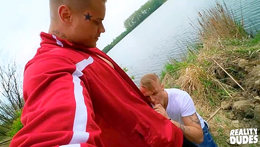 Bareback Heat by the Lake – Ryan Cage Roman Get Wild – RealityDudes