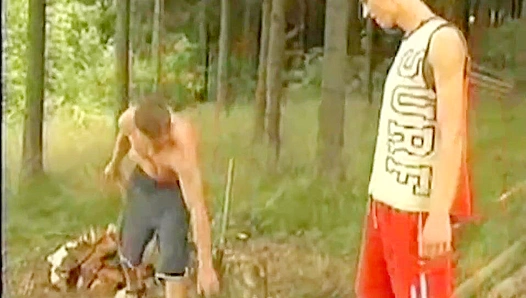 Under the Open Sky: Robert Drivemans Wild Bareback Encounter – BoyzParty 18+