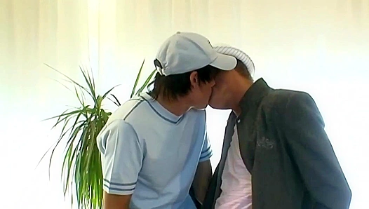 Hard Hung: Luk Anders + Neel Jensens Steamy Fast-Paced Encounter – GayXXX