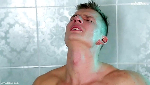 Massive Cream Pie for Bryan Roico – Hard-Hitting Gay Action – BadAssBanging 18+