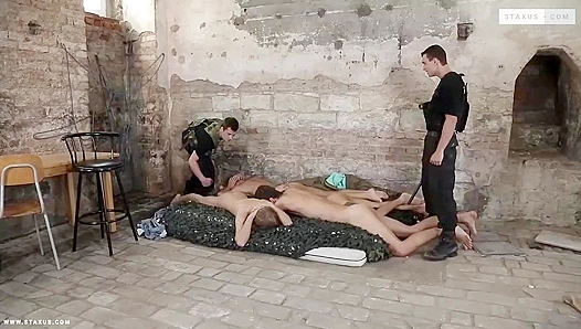 Benjamin Dunn Nick Vargas Unleash Lust in Steamy Bareback Threesome – Gay XXX