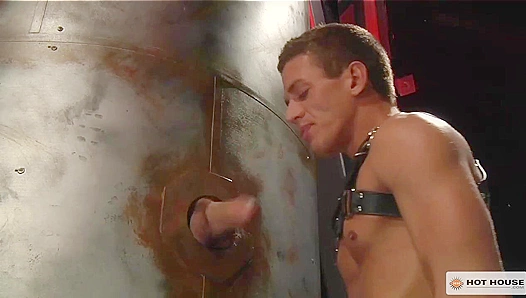 Alexander Gustavo Takes Huge Cock Deep Through Glorious Hole – 18+