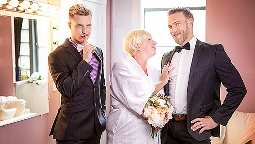 Wedding Nights Heat: Alex Mecum Benjamin Blue Burn Up the Sheets – GayXXX