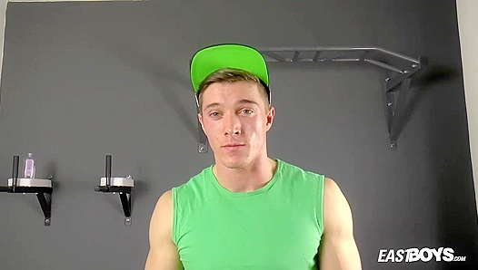 Oiled-Up Stud Larry McCormick Pounds His Massive Hardcock – EastBoys 18+