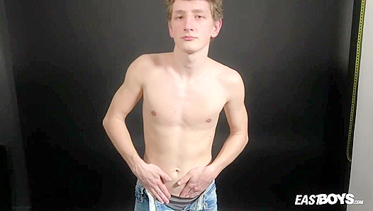 Alan McKenzies Hungry Ass Devours Massive Dick Thrusts – EastBoys 18+