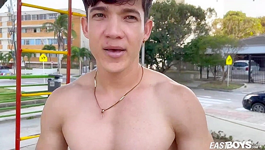 Robin Zanders Hunts Hot Encounters with Hard Eastern studs – 18+