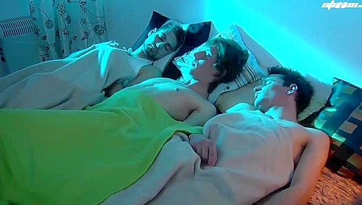 Adam Hart Gets Double Stuffed Flooded by Todd Garners Huge Load – GayXXX