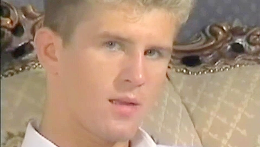 Tommy Gents Teasing Grin, Ripped Physique, Explosive Finish – BoyzParty