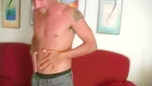 Suave Mario Triullo Loses Control Jilling Hard – Circle Jerk Boys 18+