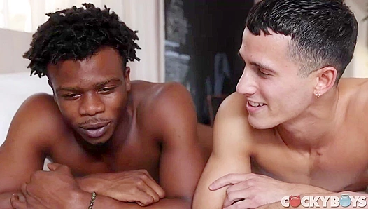 Seth Cain Takes It Deep in Hot, No-Rubber Glory – CockyBoys