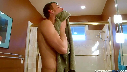 Flashing That Thick Cock: Steven Daigle Tempts His Horny Neighbor – BareAndBold89