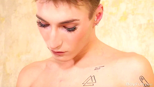 Pablo Alts Juicy Ass in Stunning Detail – Get Ready to Drool – BoyFun