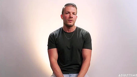 Codey Steeles Burning Solo Ride – Rock-Hard Blowing Huge Loads – GayHunk 18+