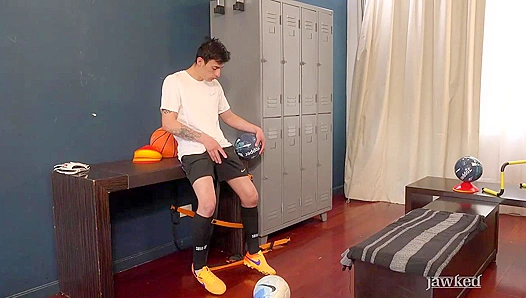 Sweat-Drenched Stud Sly Conan Cums Hard After Intense Football Workout – Jawked