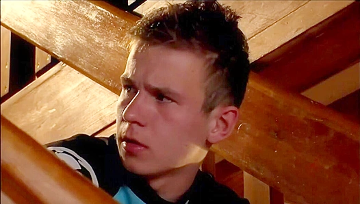 Hot Encounter in the Stairs: Tom Reed Luke Hills Steamy Tryst – GayXXX