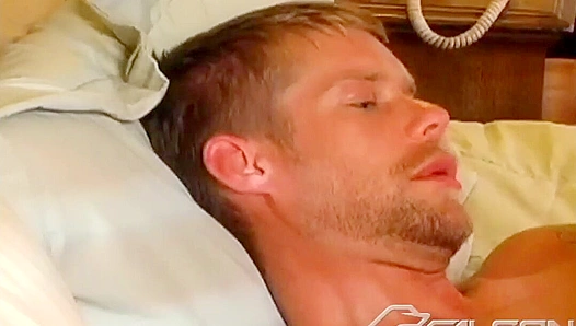 Braxton Bond vs Riley Burke: Steamy Vintage Gay Encounter – Falcon Studios