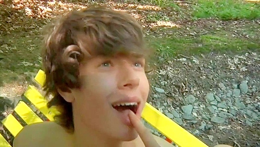 Mop Top Twink Gets Drenched in Load After Steaming Park hookup – GayXXX