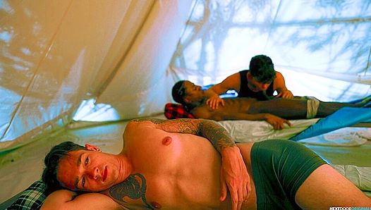 Under the Stars: Jayden, Marcus Liams Hot Campfire Threeway – NextDoor