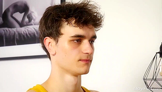 Bert Kunas Hot Solo Session: Intense Bedroom Masturbation Fever – 18+