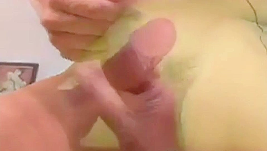 Chads Steaming Hot Solo Session: Hung Hornier Than Ever – 18+