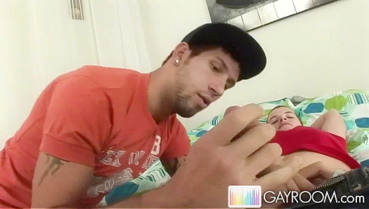 Double Penetration Thrills: Jake Austin Gets Stretched by Twin Cocks – XXX Gay Action