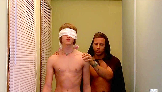 Double Trouble: Connor Chesney Takes On Dual Pleasure – GayPornSchool