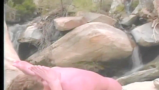 Outdoors Under the Sun: Tom, Daryl Tys Steamy Gay Encounter – Falcon Studios