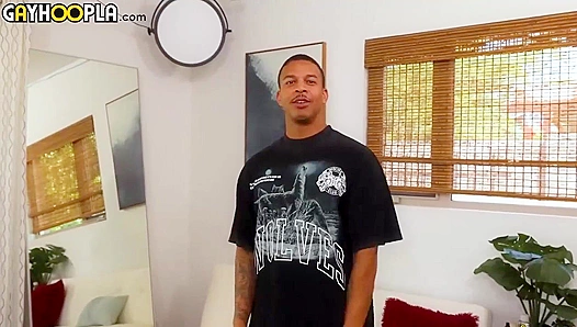 Buster Lakes Fucks Himself Hard While Masturbating in Front of the Mirror – GayXXX