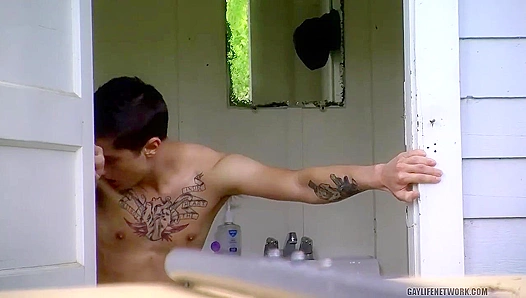 Outhouse Fever: Twins Swap Spit While Sucking Philip Chris Raw – GayPorno Hub 18+
