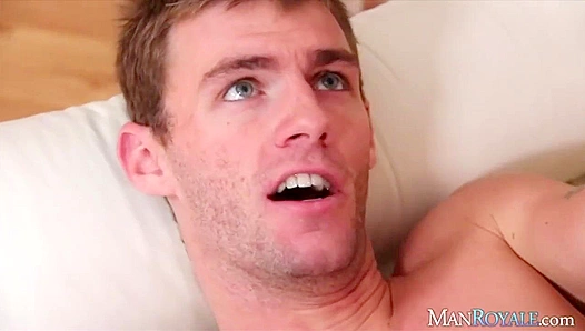 Big Dick Thrills: Justin Chase Dominates Cute Blonde Kyle Riley Hardcore – GayPornHub 18+