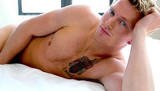 Hayden Lourd Unleashed — Relentless Fleshlight Ride Until Completion – 18+