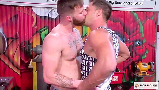 Chris Bines Takes It All from Armando De Armas in Steaming Anal Encounter – HotHouse XXX