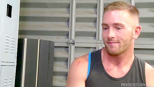 Hot Lockers, Hard Bodies: Alex Scott Go Wild – Pride Studios 18+
