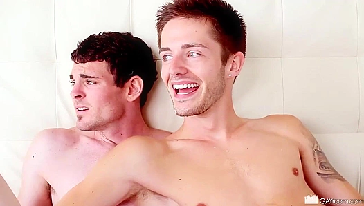 Slender Twinks Ride Raw: Bryce Acton Marco Russo Go Hard – GayXXX