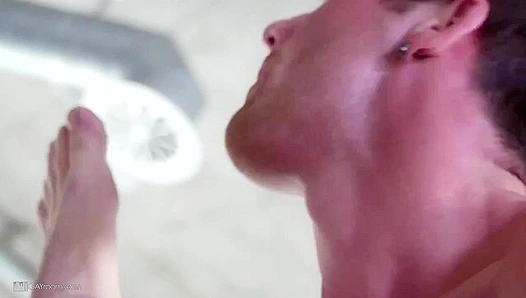 Morning Heat: Tommy Regan Zaq Wolfe Swap Fiery Blowjobs – GayXXX Thrills