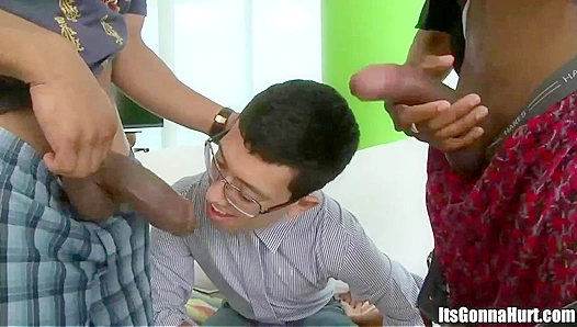 Geek Gets Stretched by Huge BBC — Painfully Pleasurable Ride – XXXTape 18+