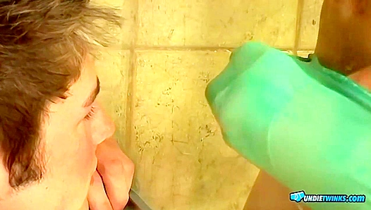 Jeremiah Shanes Tight Brief Tease—Every Move Drives You Wild – GayPrideTube 18+