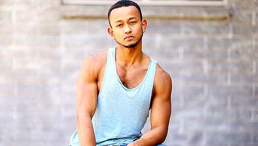 Apache Parker Pumps His Massive Hard Black Cock Live on Camera – GayHoopla