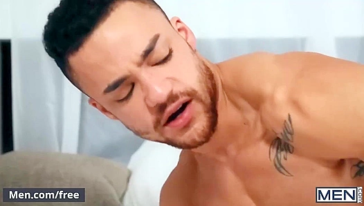 Beaux Banks Gasps as Liam Cyber Plows His Tight Hole Deep – DrillMeNow