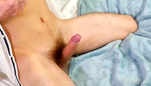 Ronan Keanes Steamy Solo Act – A Horny, Breathless Jack-off Fantasyy – GayXXX