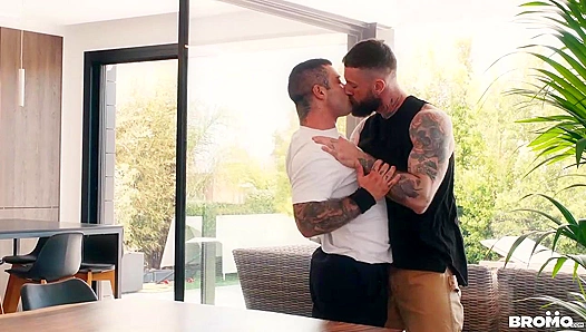 Troy Daniels Casts a Pleasure Spell on Twinks Tight Ass – XBoy Magical Anal Play