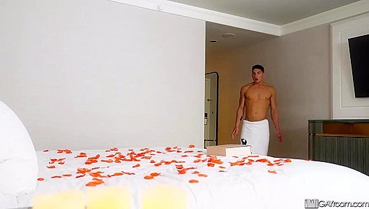 Fit Slave Jim Ignites Arad Winwins Burning Lust – ManRoyal GayPorn